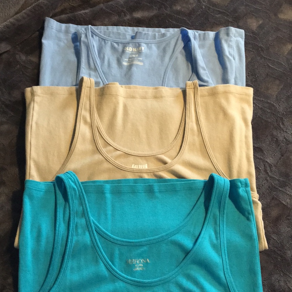 3 XL tank tops.